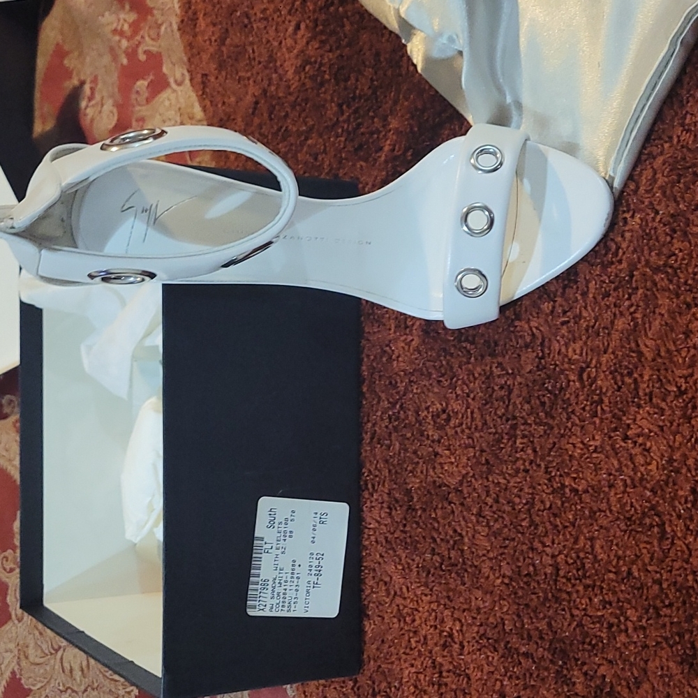 Sandals - Picture 2 of 2